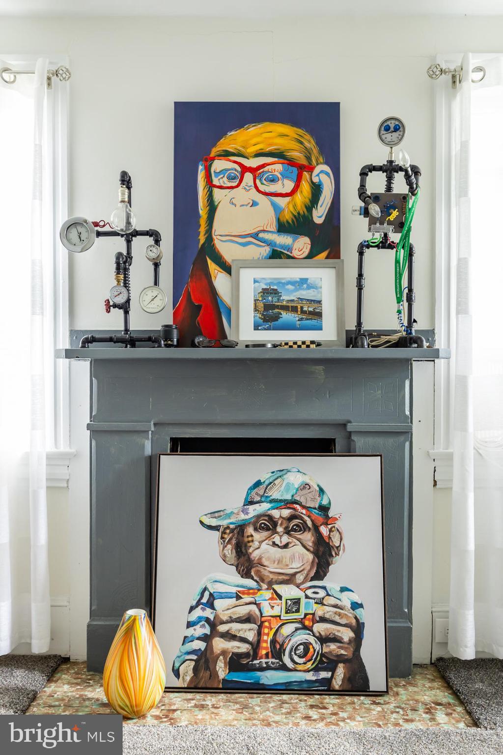 408 Lippincott AVENUE