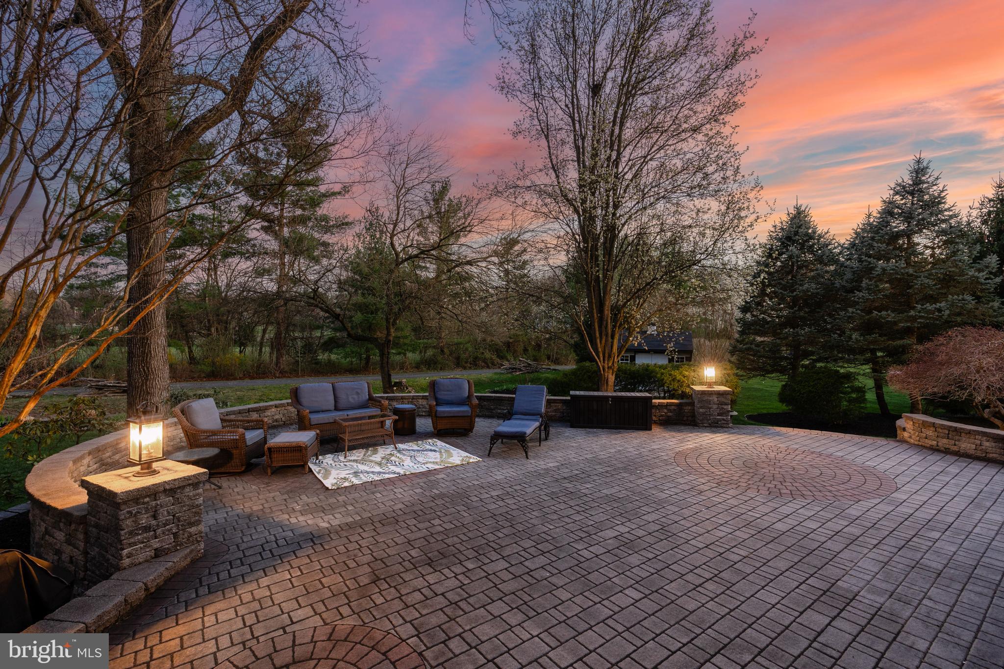 5 Armstrong Dr
