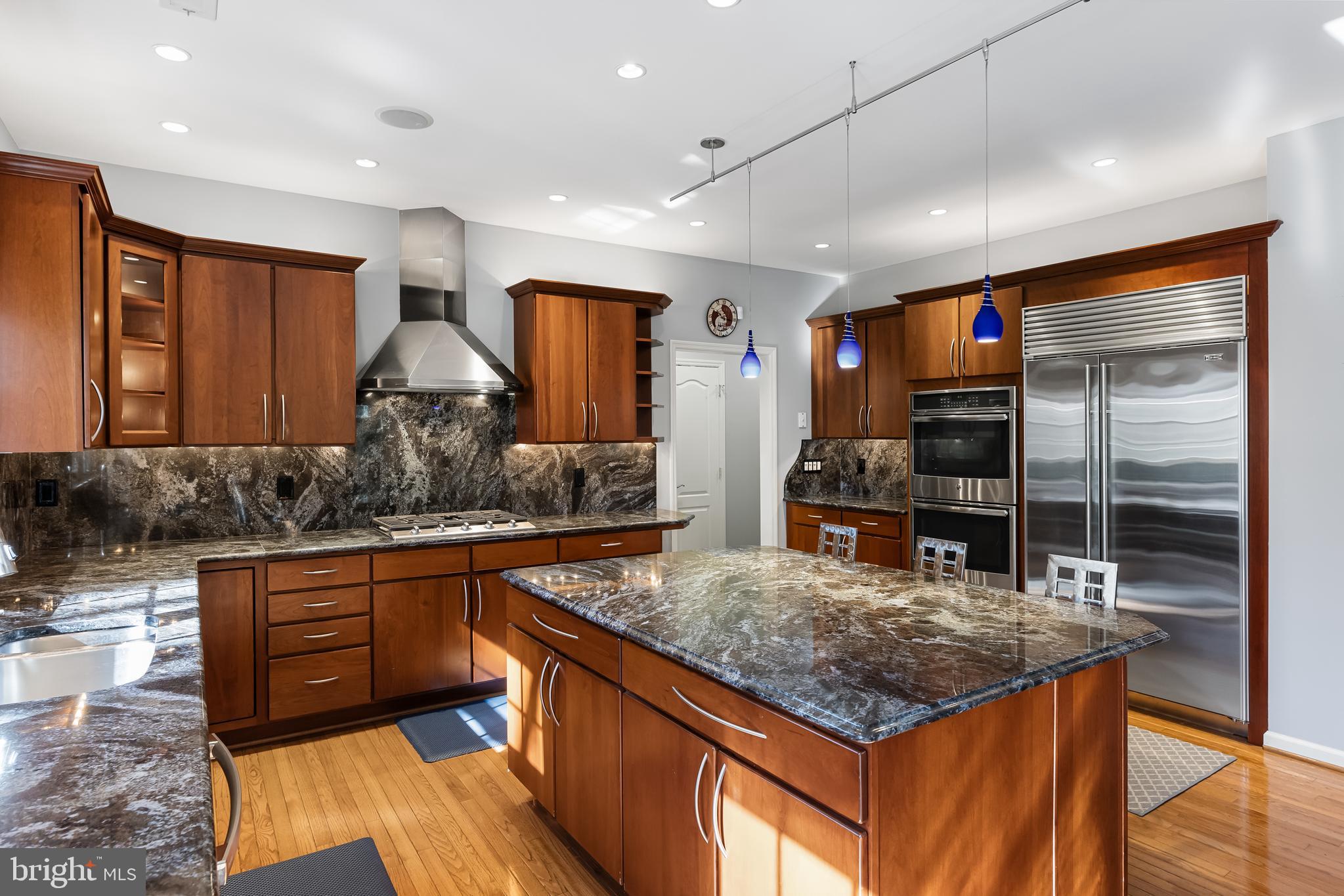 5 Armstrong Dr