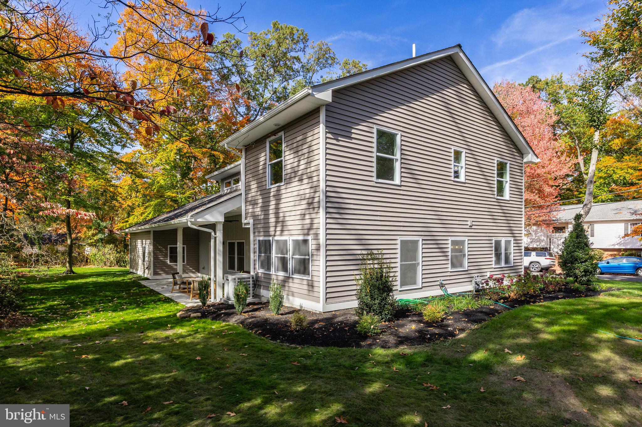 1012 Cedar St
