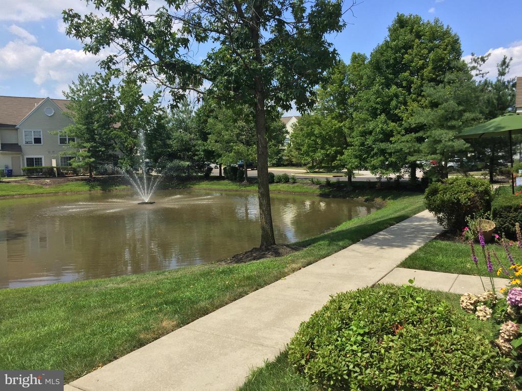 208 Quay Ct