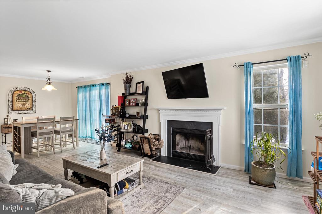 208 Quay Ct