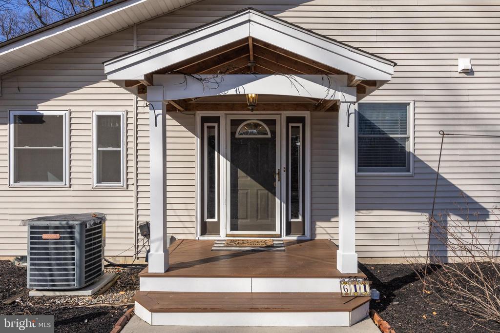 611 Delanco Rd
