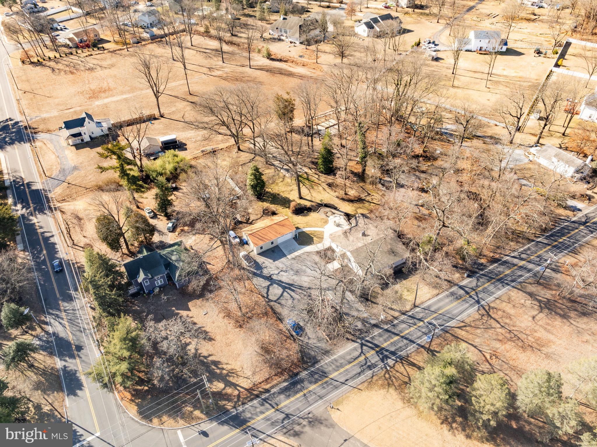 611 Delanco Rd