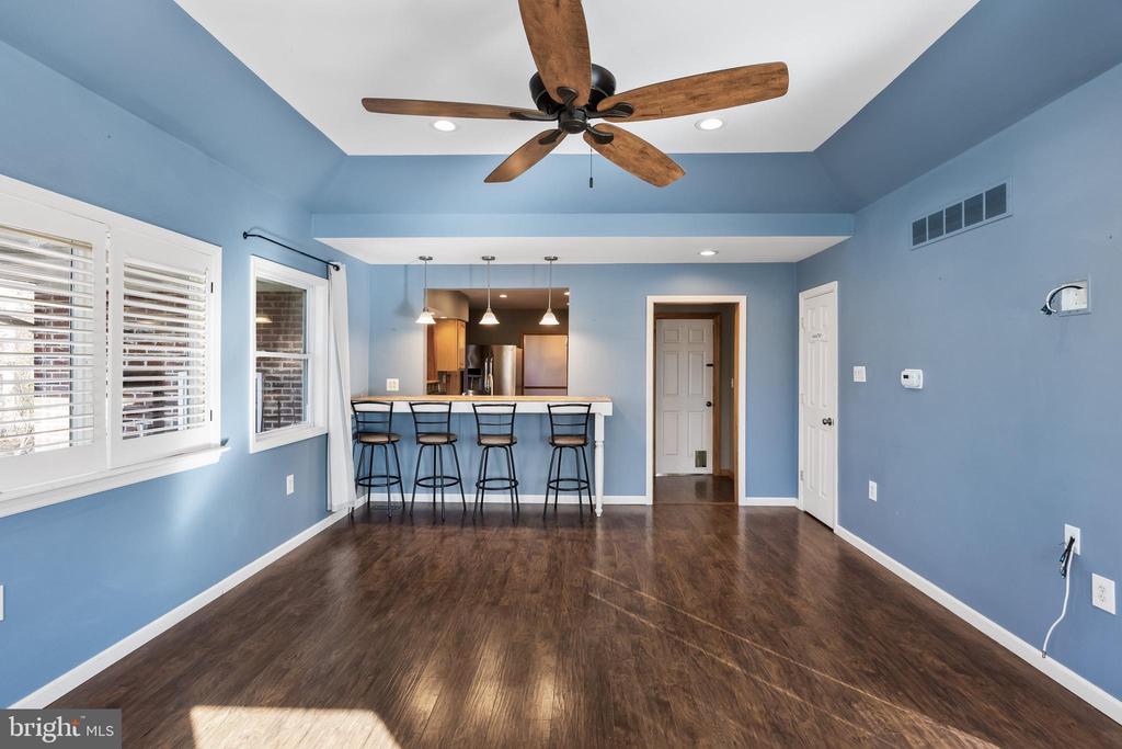 611 Delanco Rd