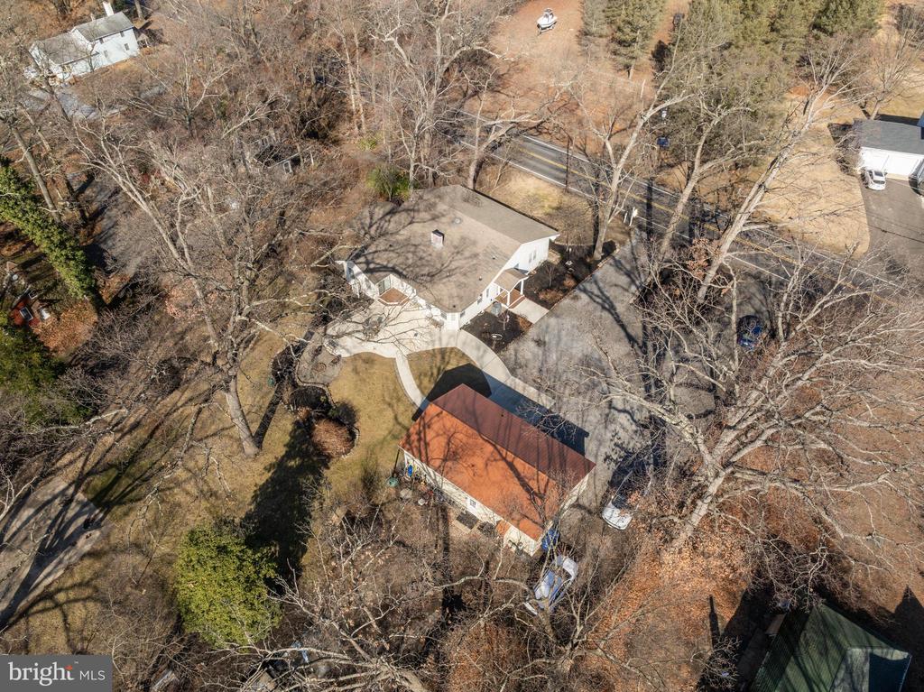 611 Delanco Rd