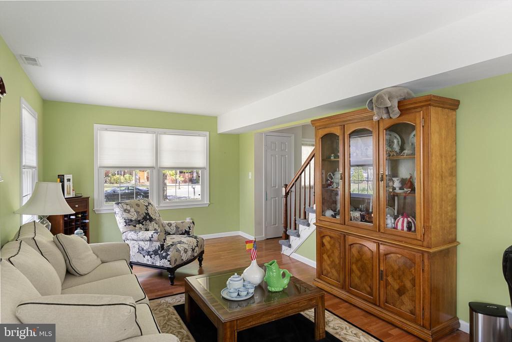 204 Knotty Oak Dr