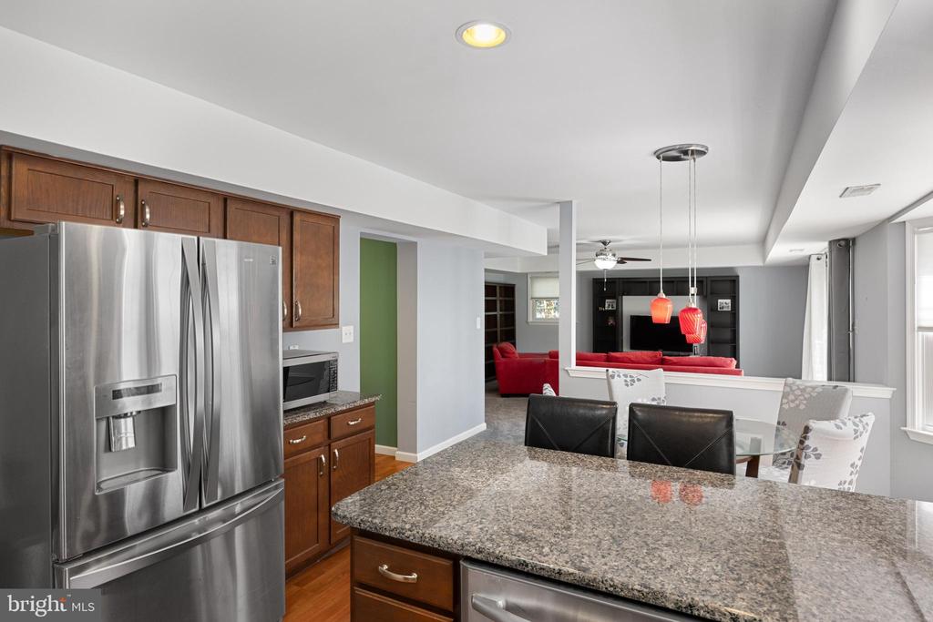 204 Knotty Oak Dr