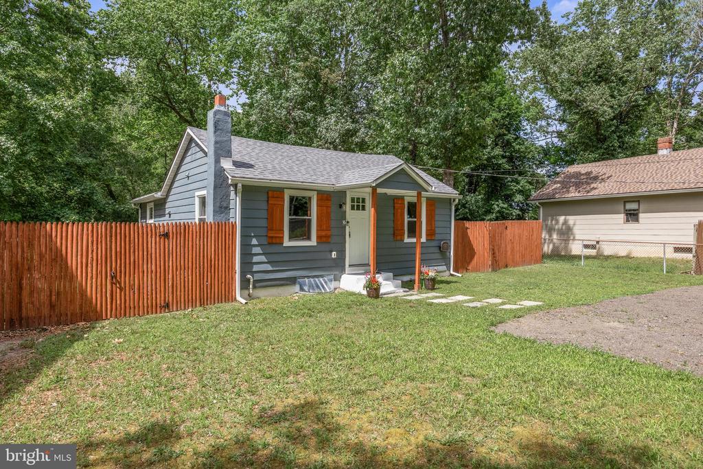 16 Rancocas Ln