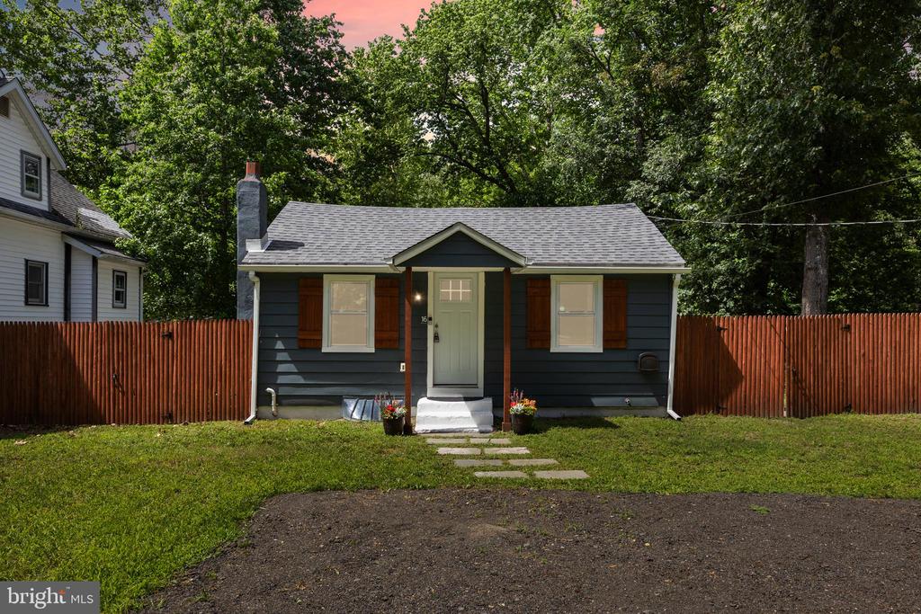 16 Rancocas Ln