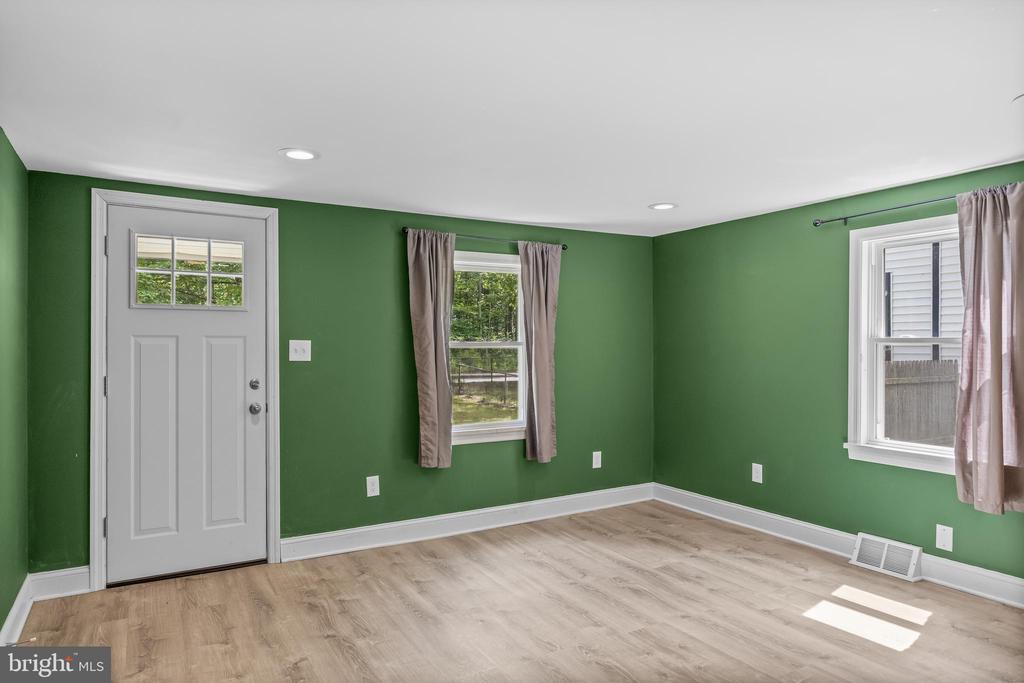 16 Rancocas Ln
