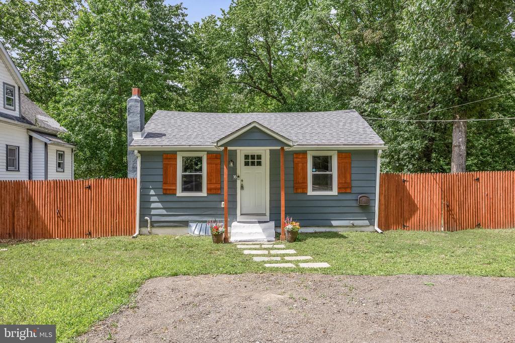 16 Rancocas Ln