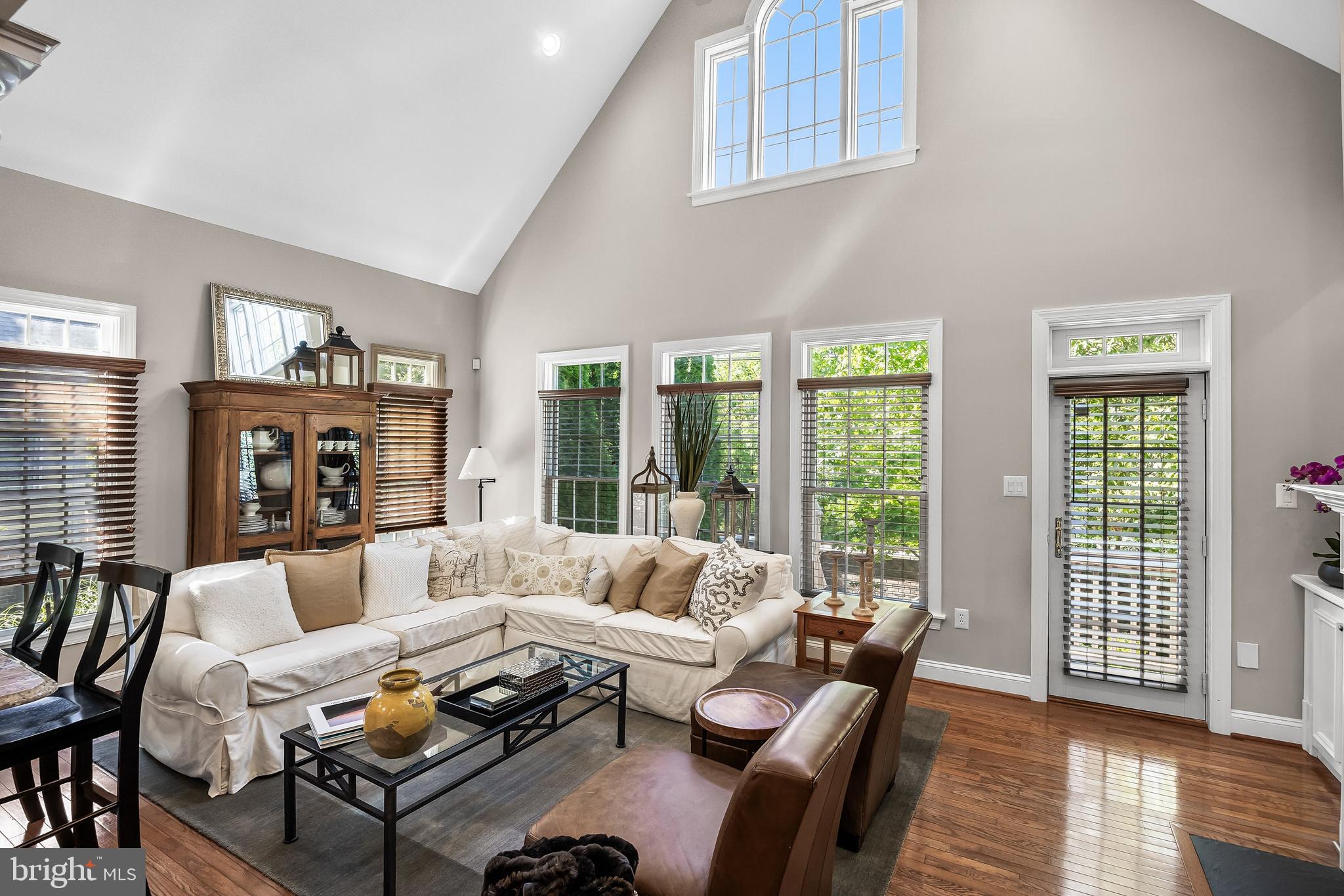 5 COLLINS MILL COURT