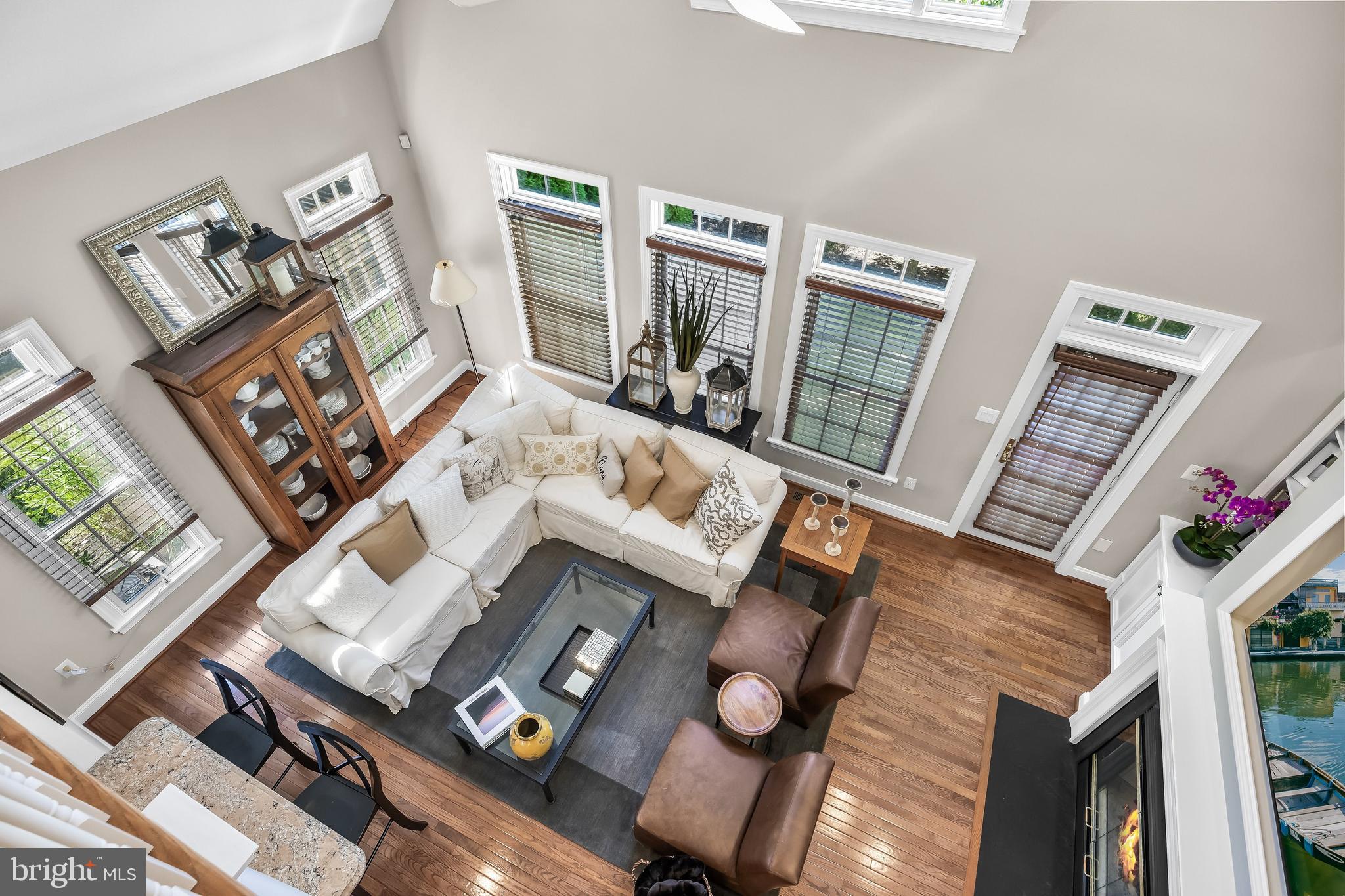 5 COLLINS MILL COURT