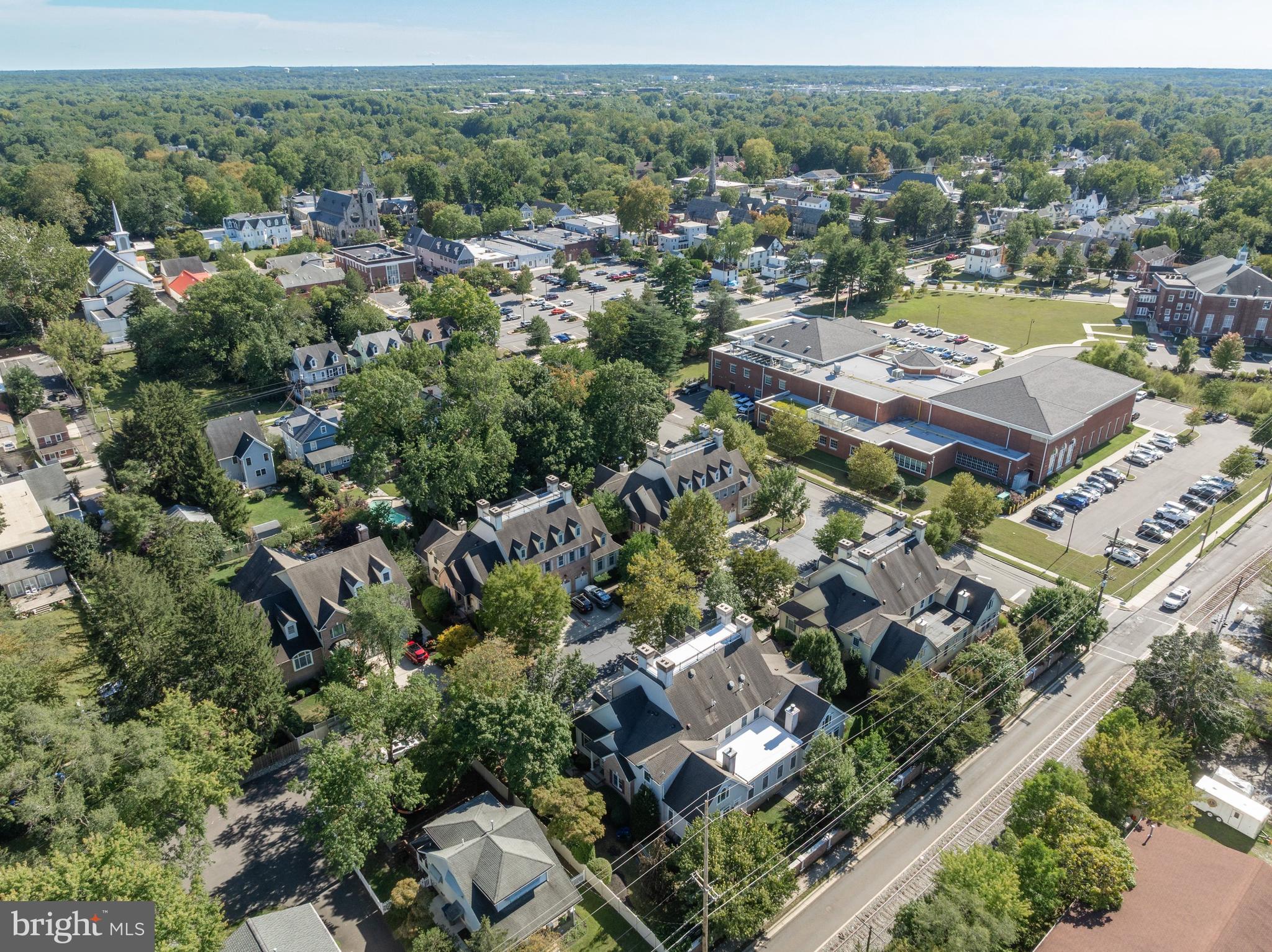5 COLLINS MILL COURT
