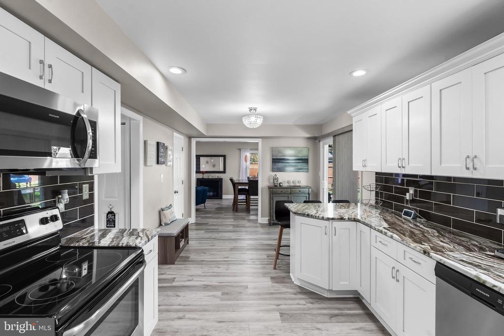 28 MILLSTONE LANE