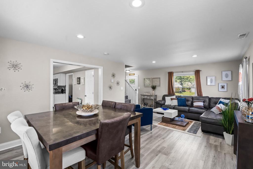 28 MILLSTONE LANE