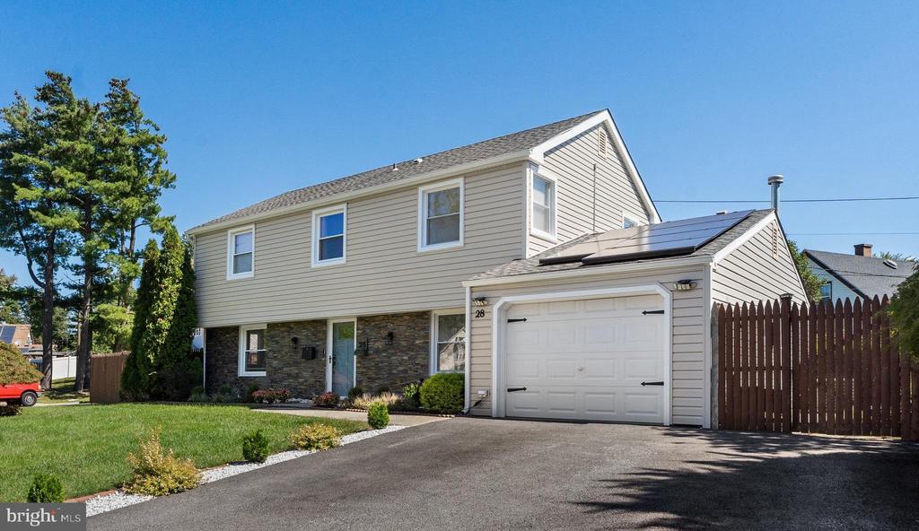 28 MILLSTONE LANE