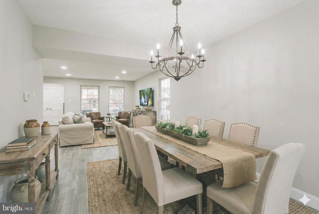 223 FOXWOOD LANE