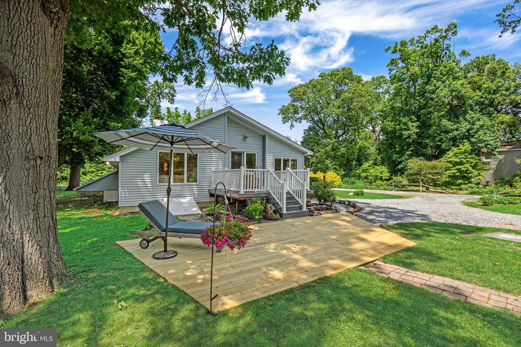 625 DELANCO ROAD