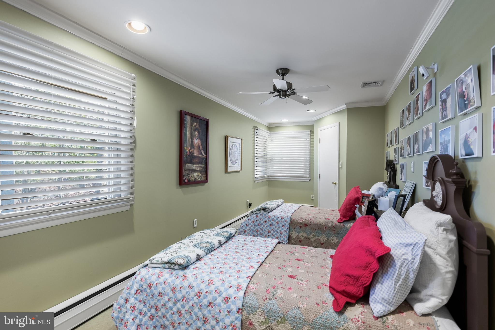 34 Manning Ln