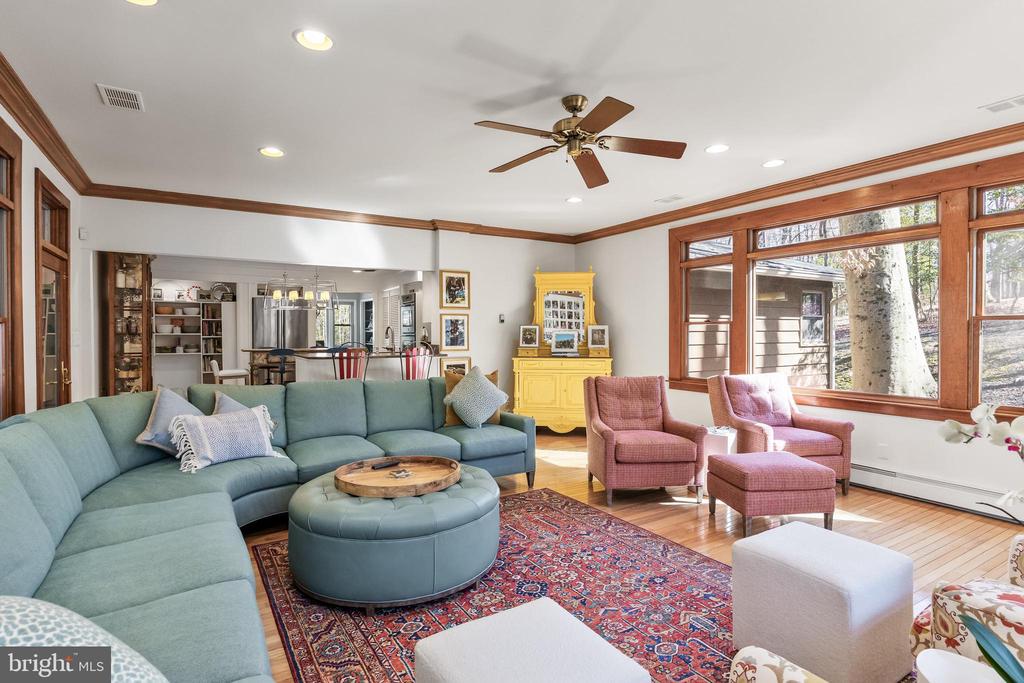 34 Manning Ln