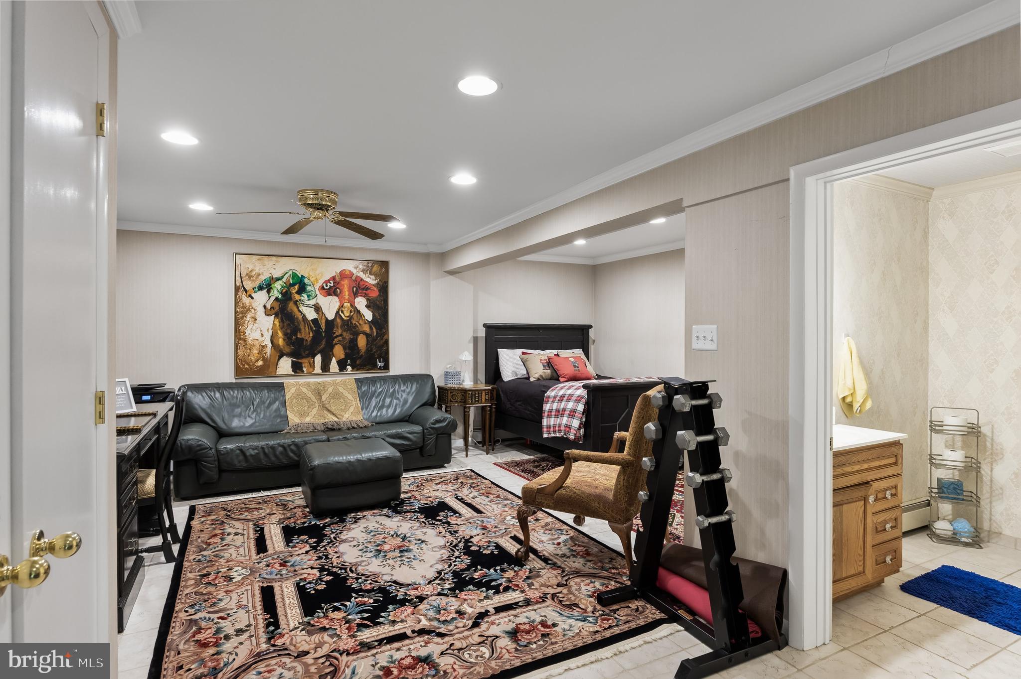34 Manning Ln
