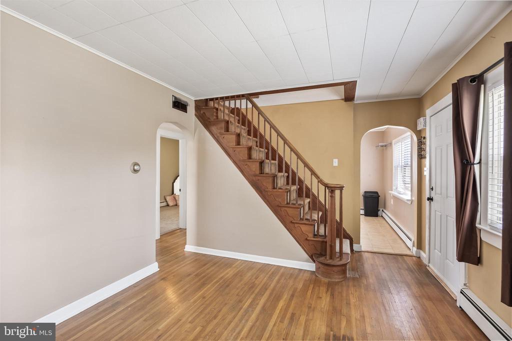 309 Delaware Ave