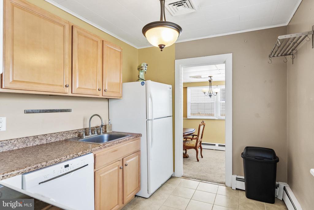 309 Delaware Ave