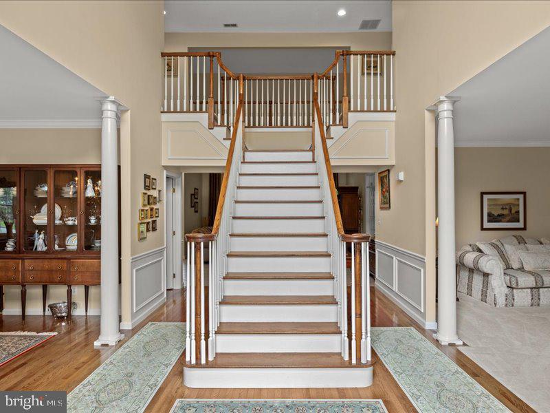 43 Joseph Dr