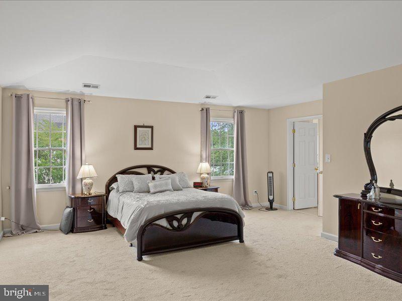 43 Joseph Dr