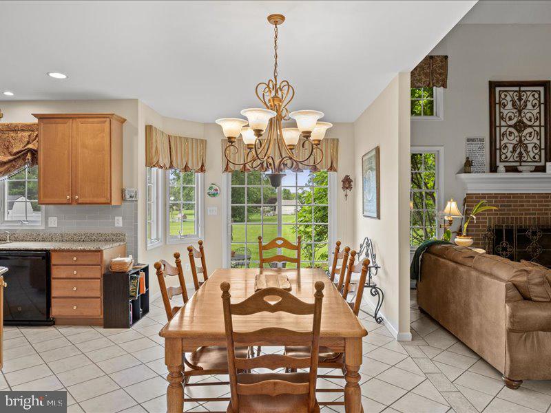 43 Joseph Dr