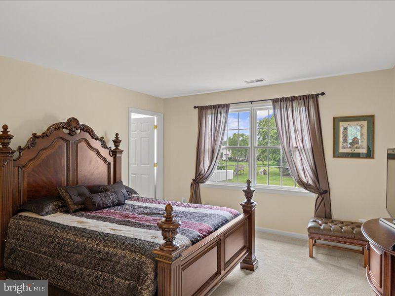 43 Joseph Dr