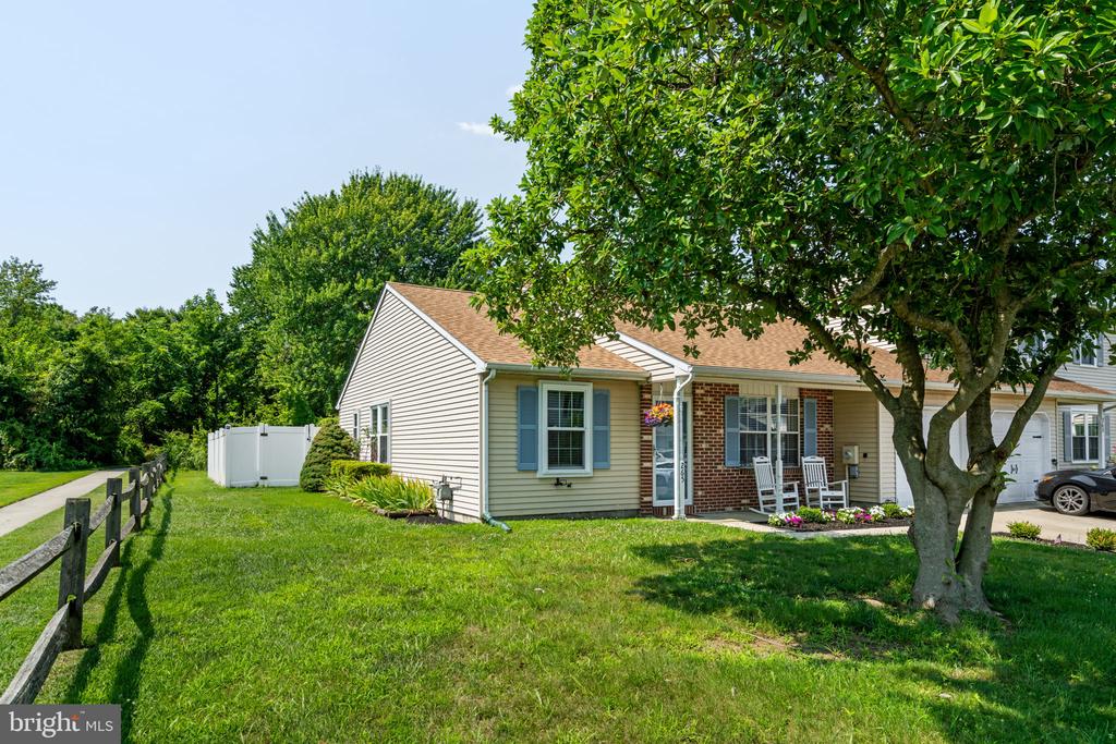 265 LAFAYETTE DRIVE