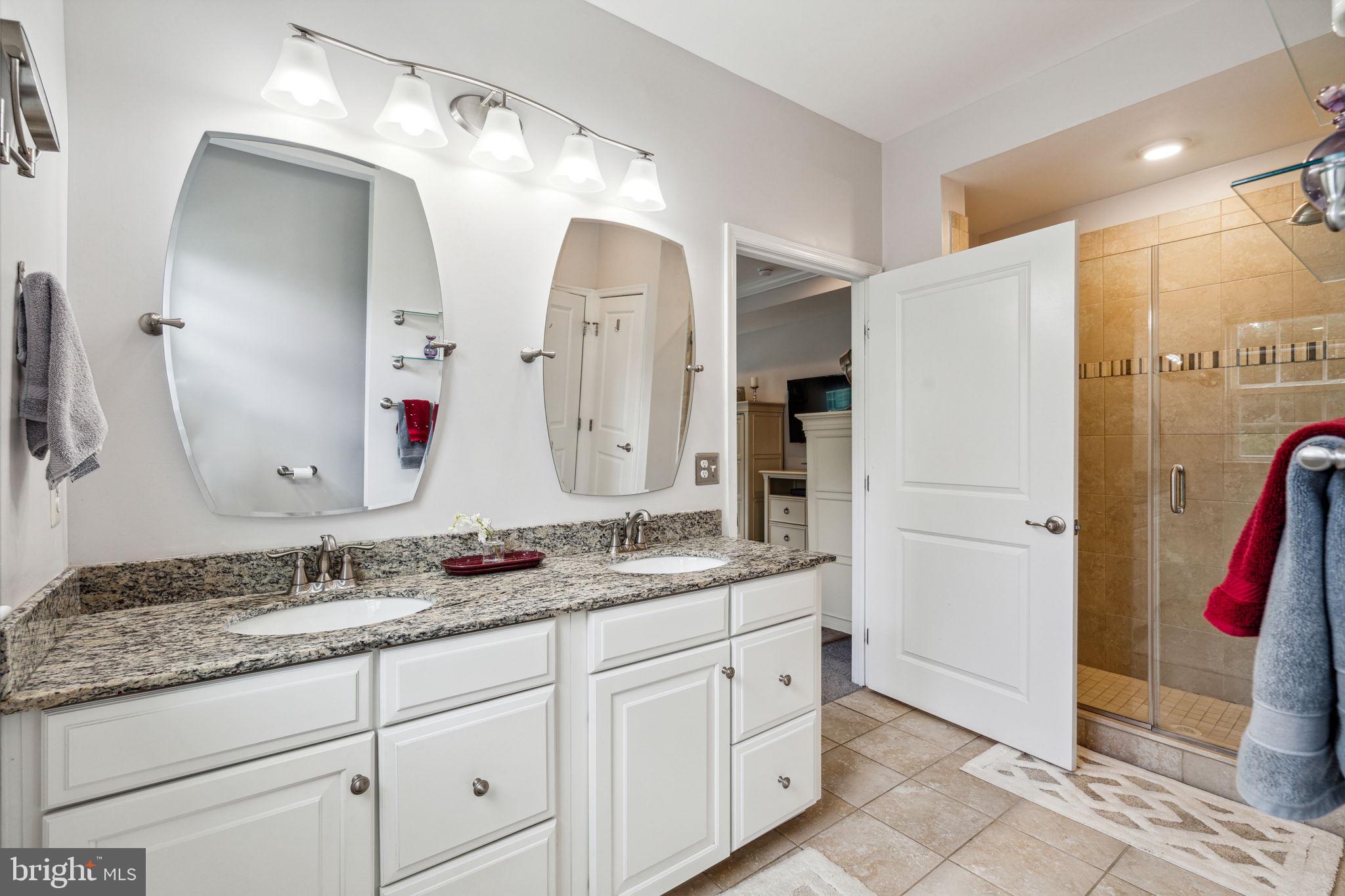1133 LYNCH CIRCLE