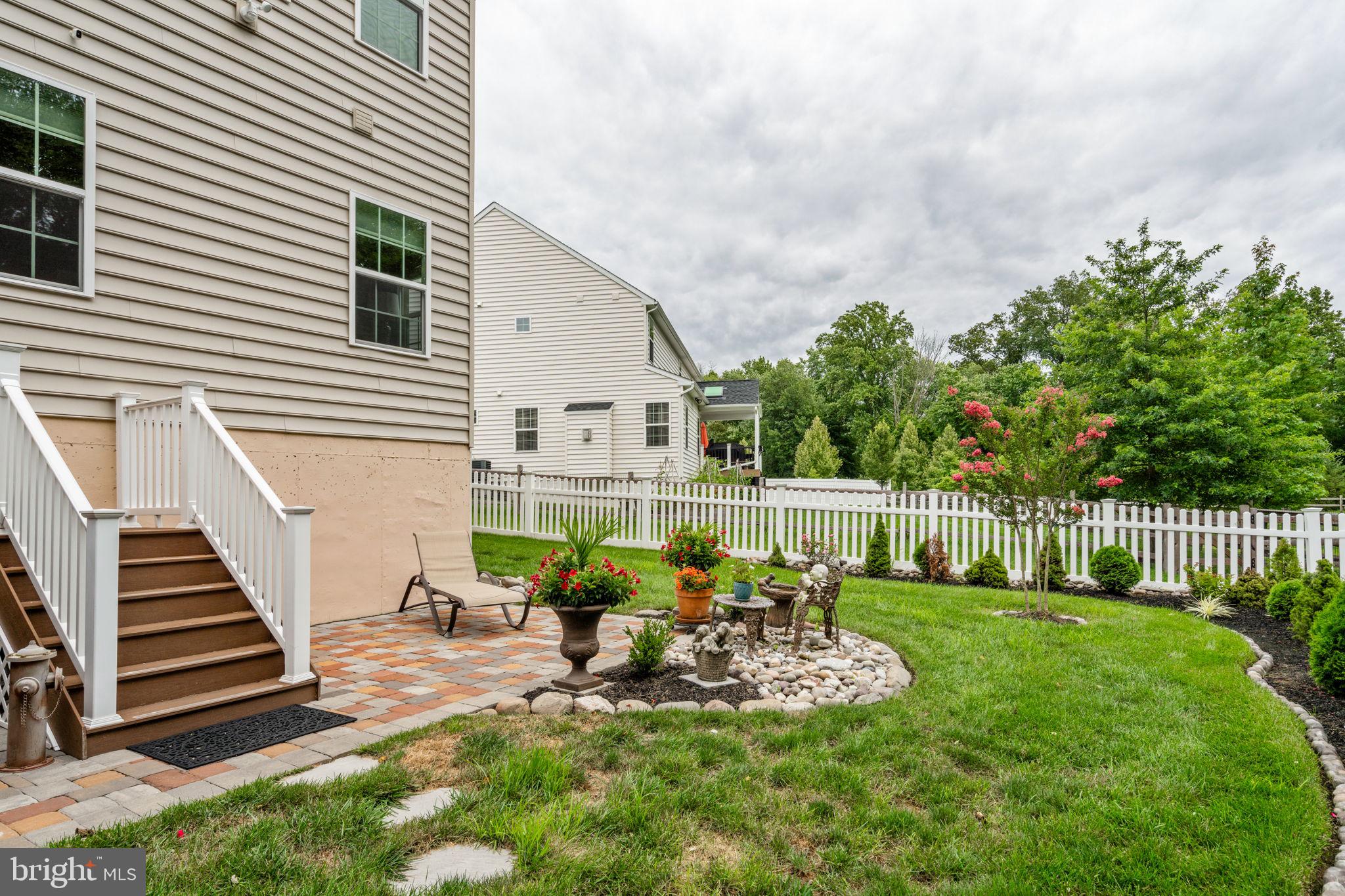 1133 LYNCH CIRCLE