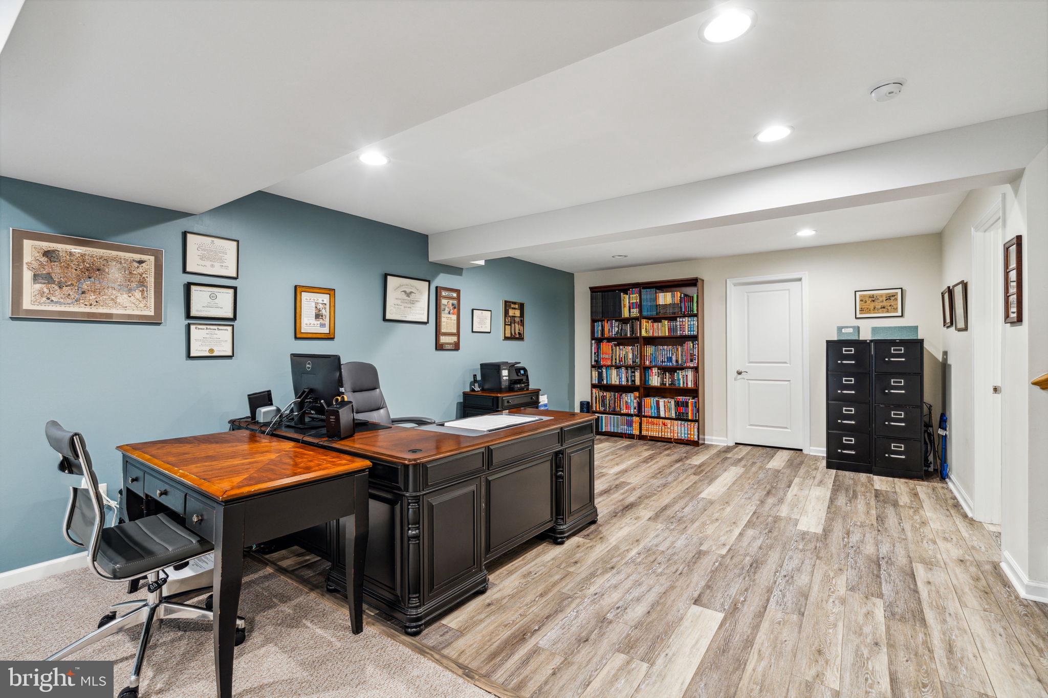 1133 LYNCH CIRCLE