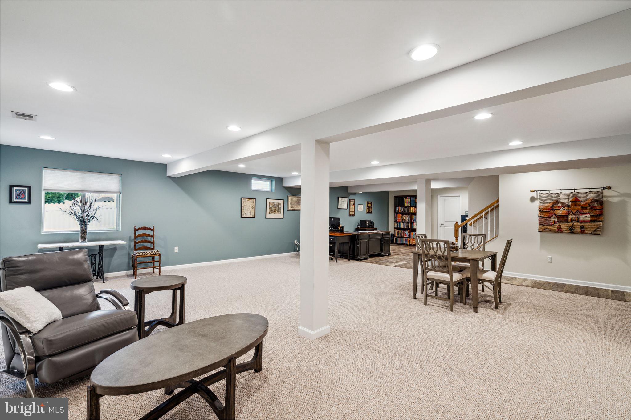 1133 LYNCH CIRCLE