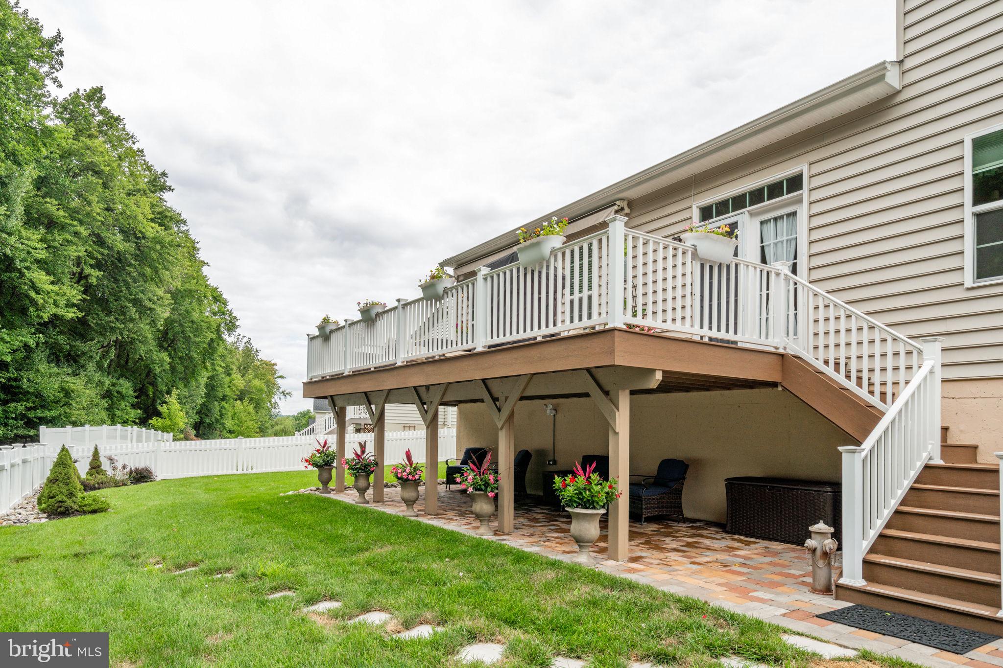 1133 LYNCH CIRCLE