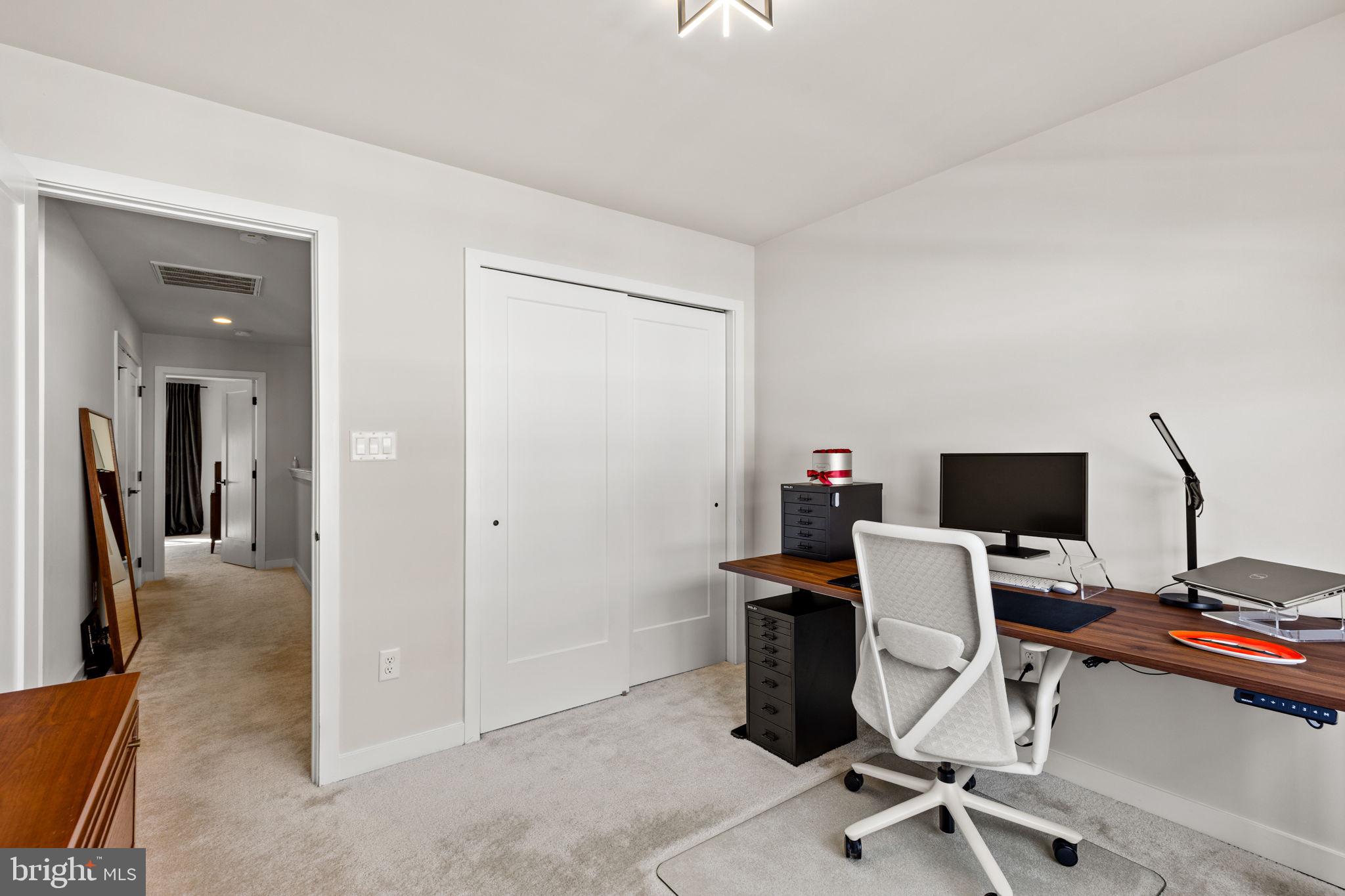 348 Star Tavern Ln
