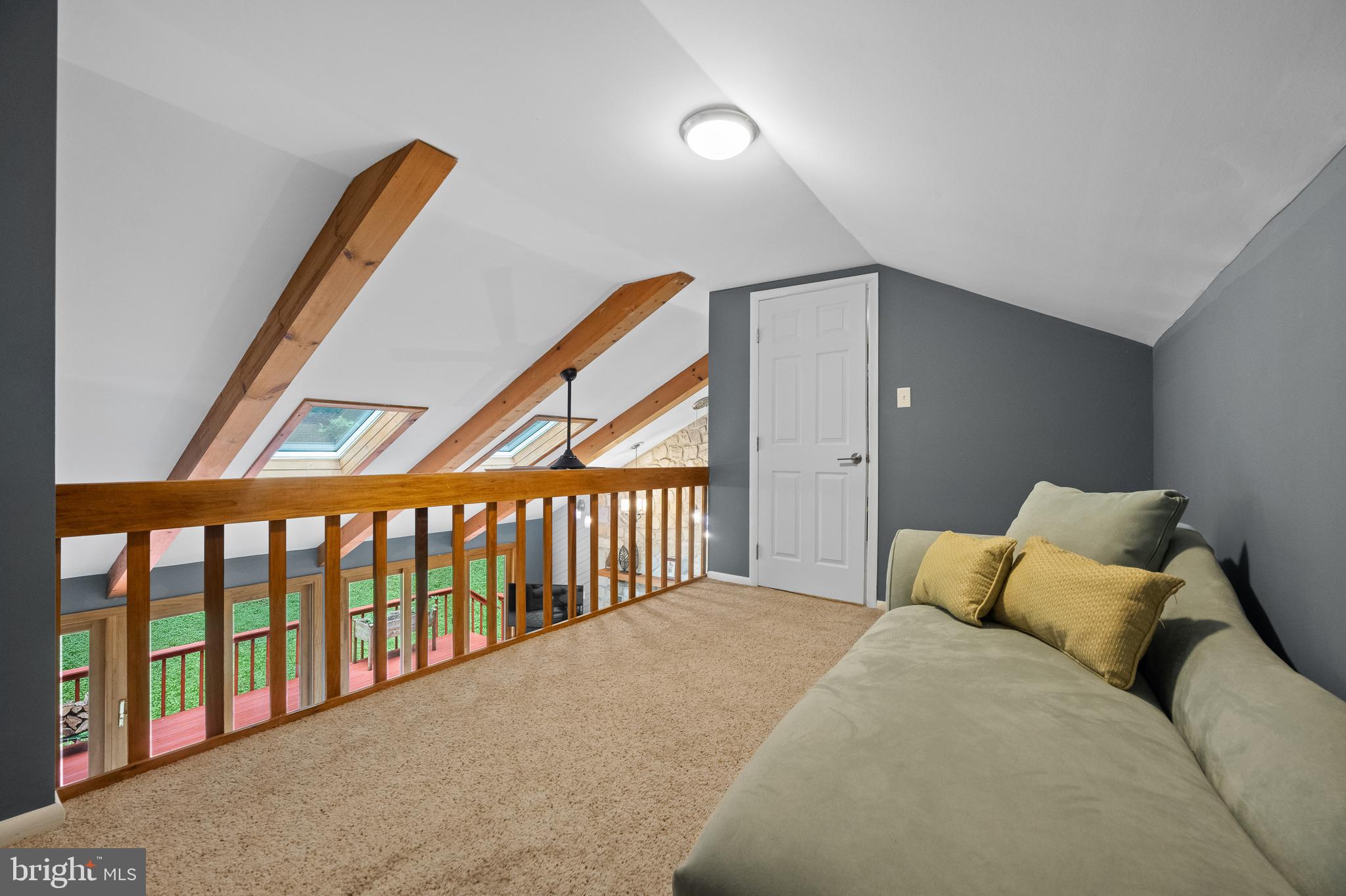109 Norman Cir