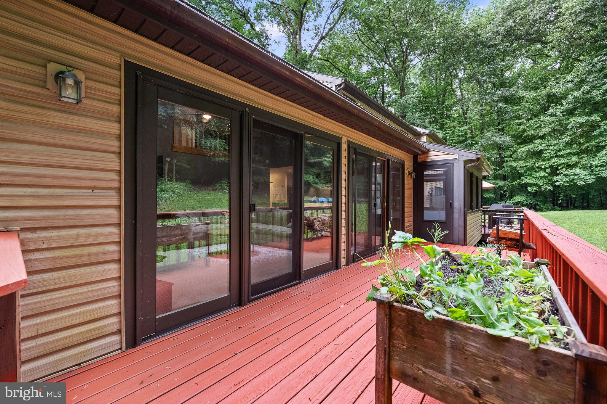 109 Norman Cir
