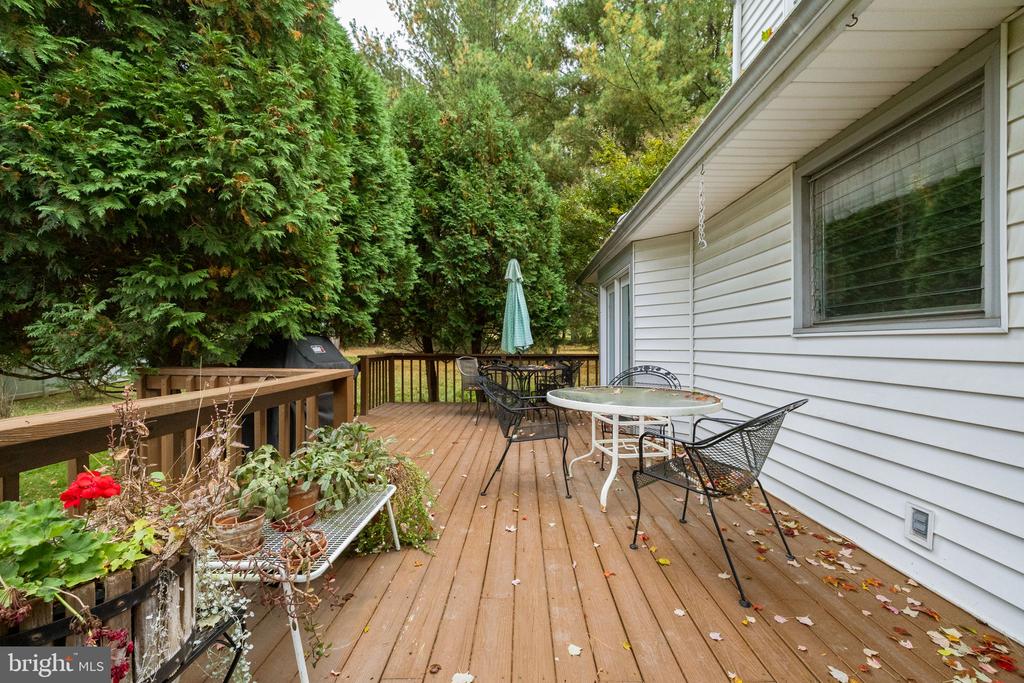 1014 TOWNSEND CIRCLE