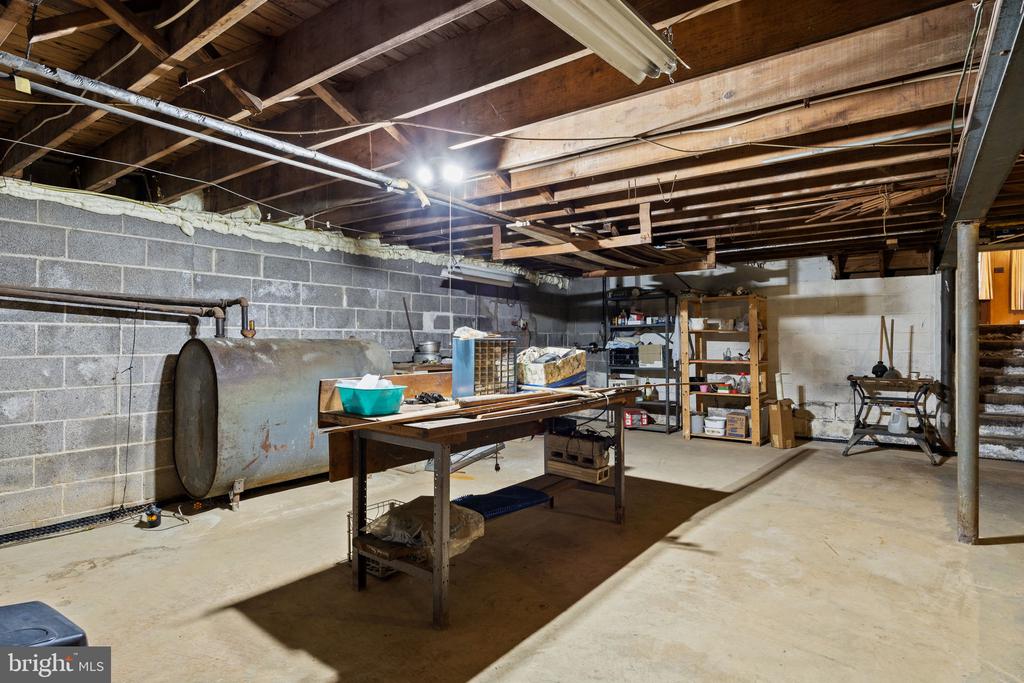 1014 TOWNSEND CIRCLE