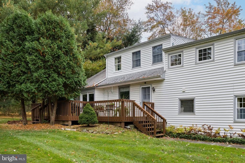 1014 TOWNSEND CIRCLE