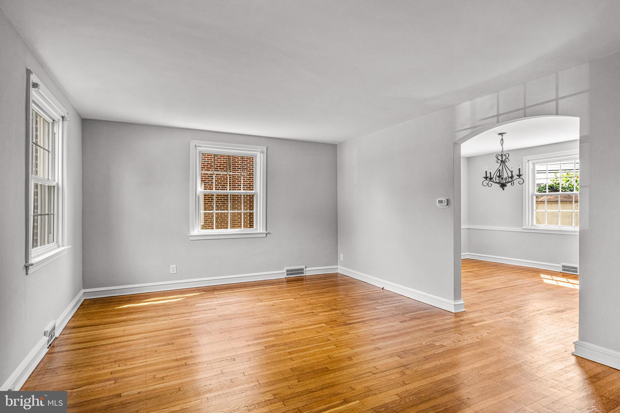 1413 SUNNYHILL LANE