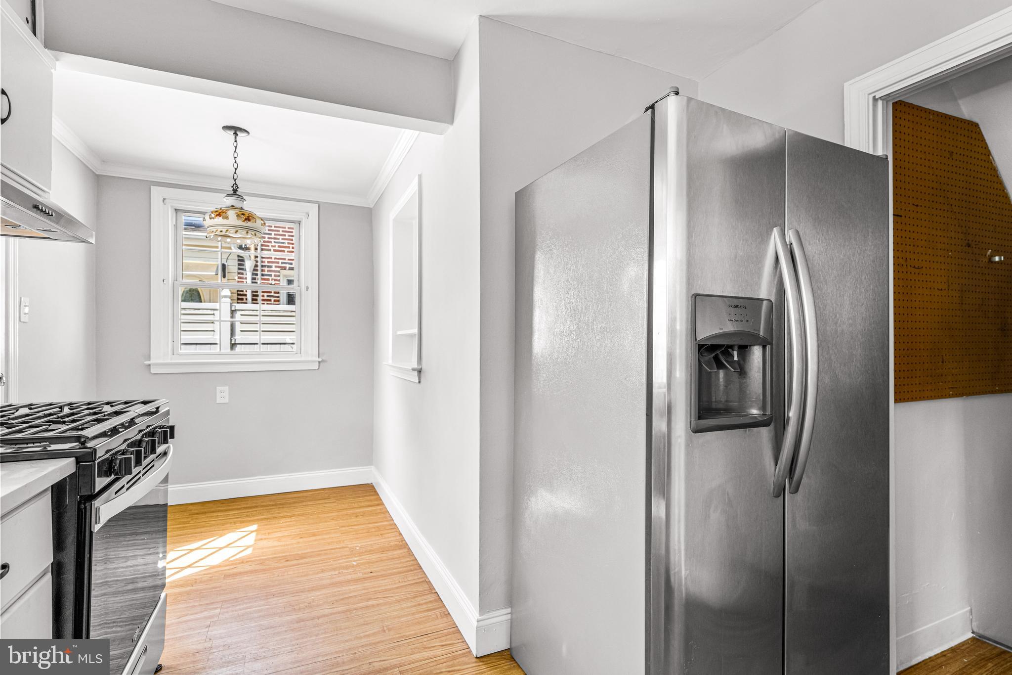 1413 SUNNYHILL LANE