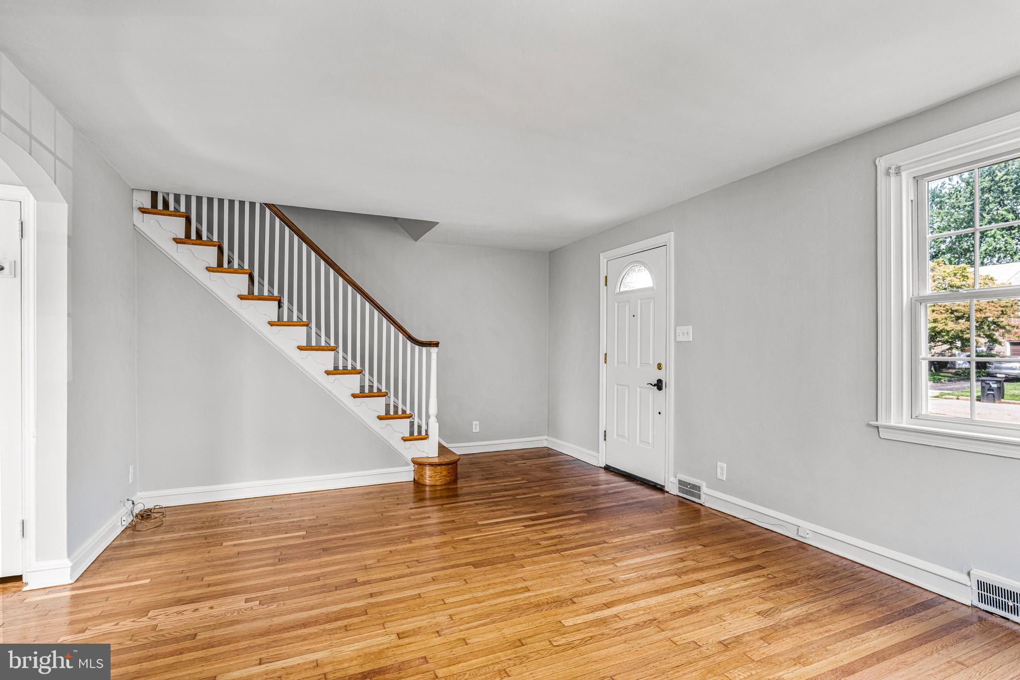 1413 SUNNYHILL LANE