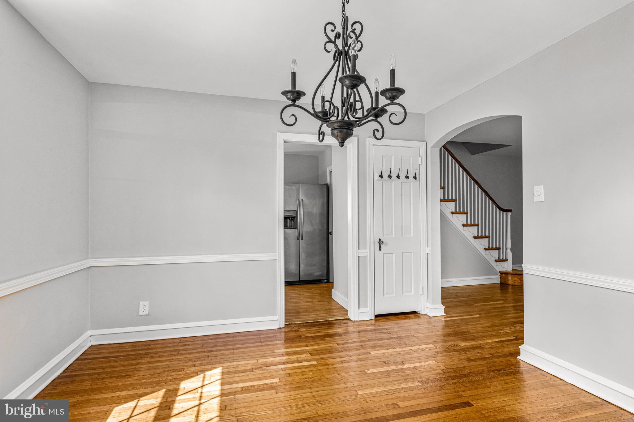 1413 SUNNYHILL LANE