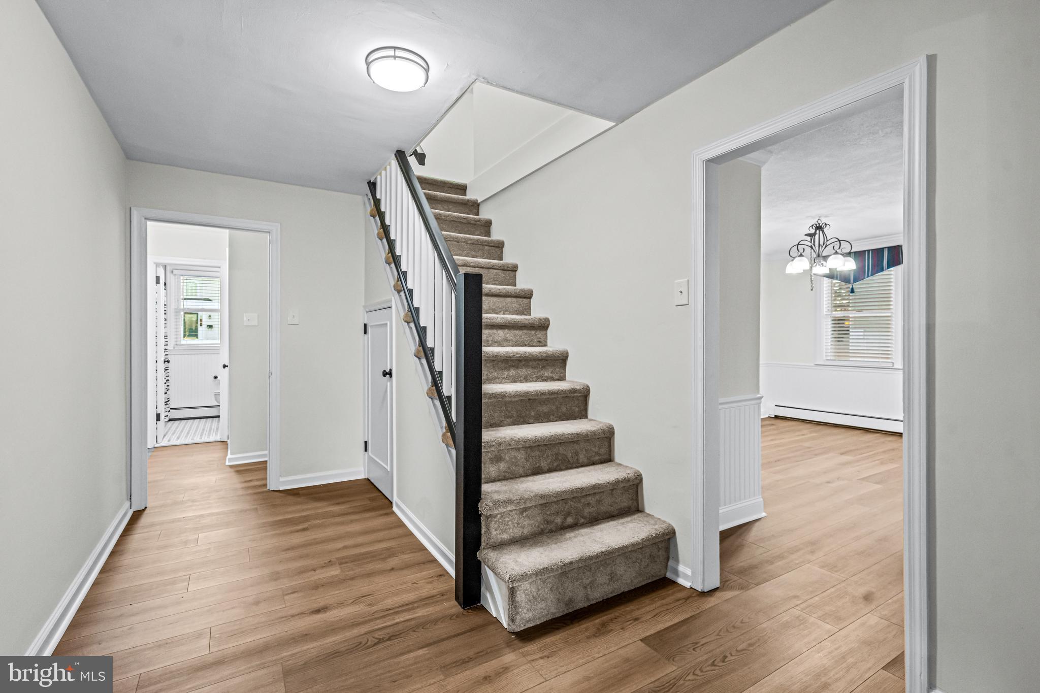 7 Longwood Dr